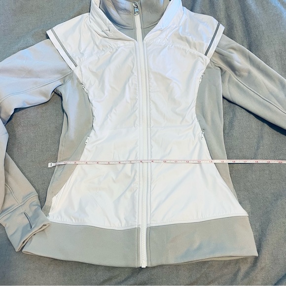Lululemon Snug Sprinter Jacket - Picture 13 of 14